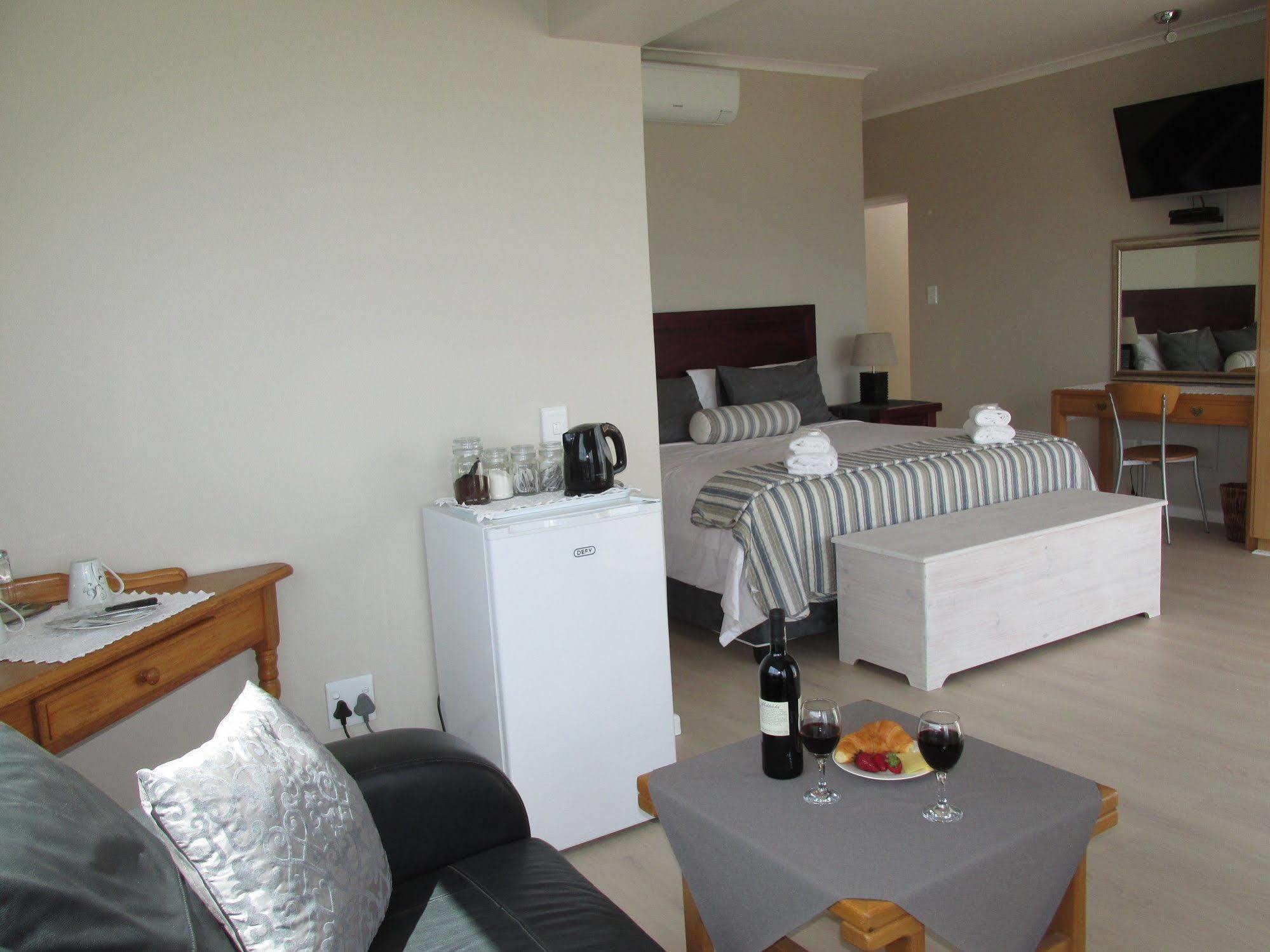 Belle Mer Guest House Pringle Bay Exterior photo